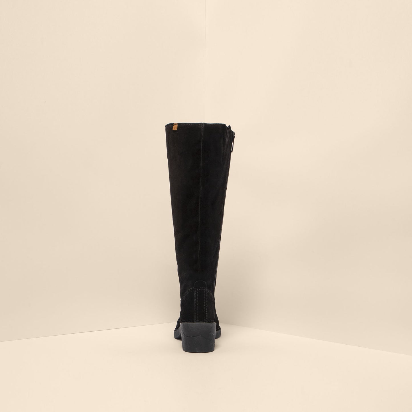 gid://shopify/Product/15791511437644_5