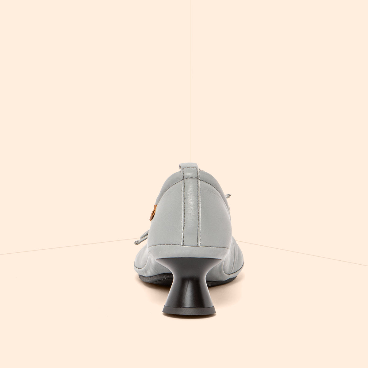 gid://shopify/Product/16124883304780_5