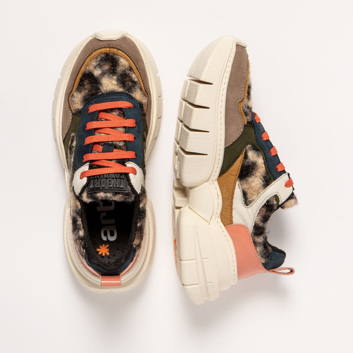 gid://shopify/Product/16172474663244_4