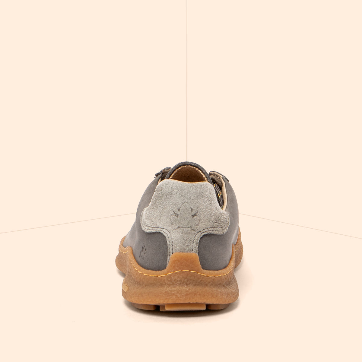 gid://shopify/Product/16124685975884_5