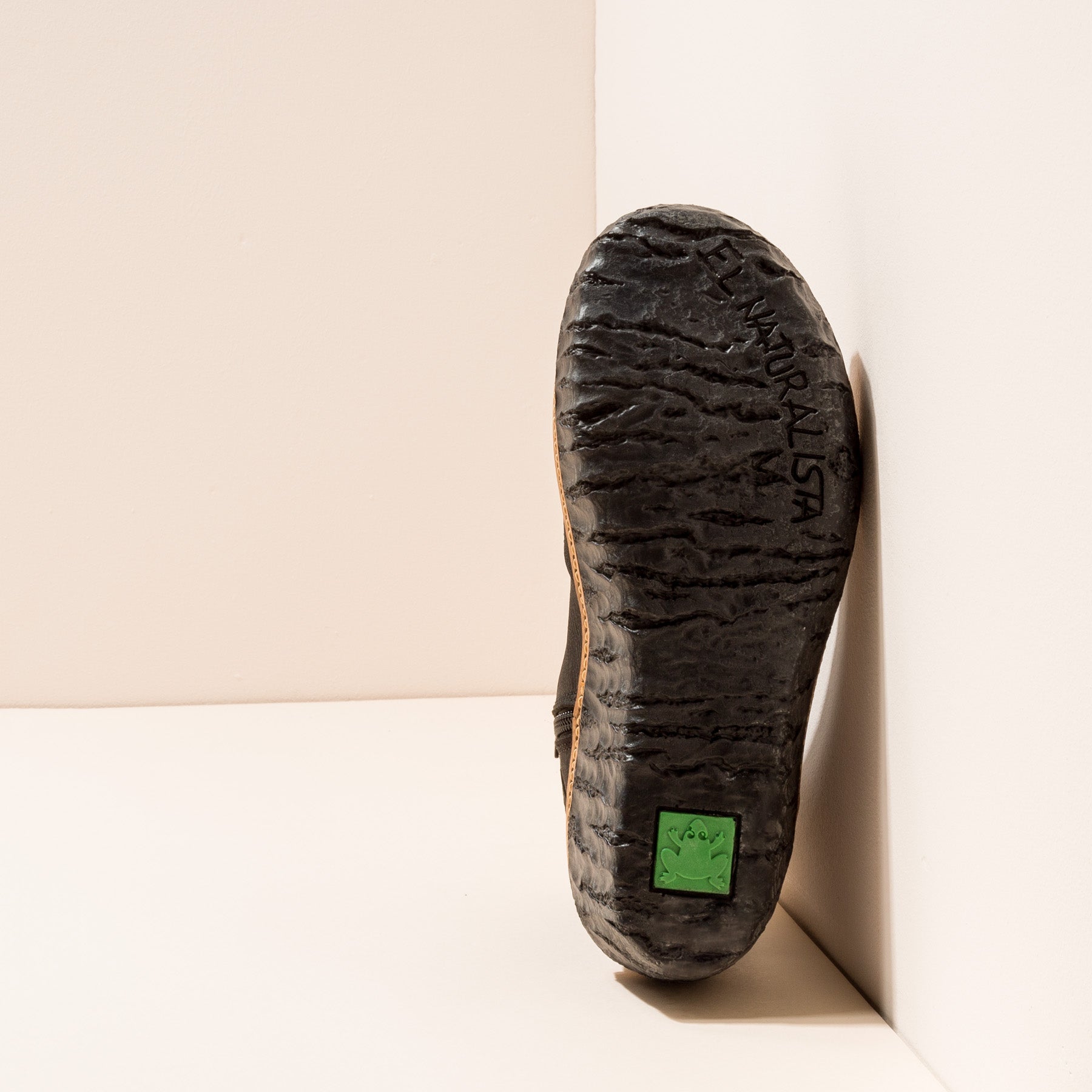 gid://shopify/Product/15791431090508_3