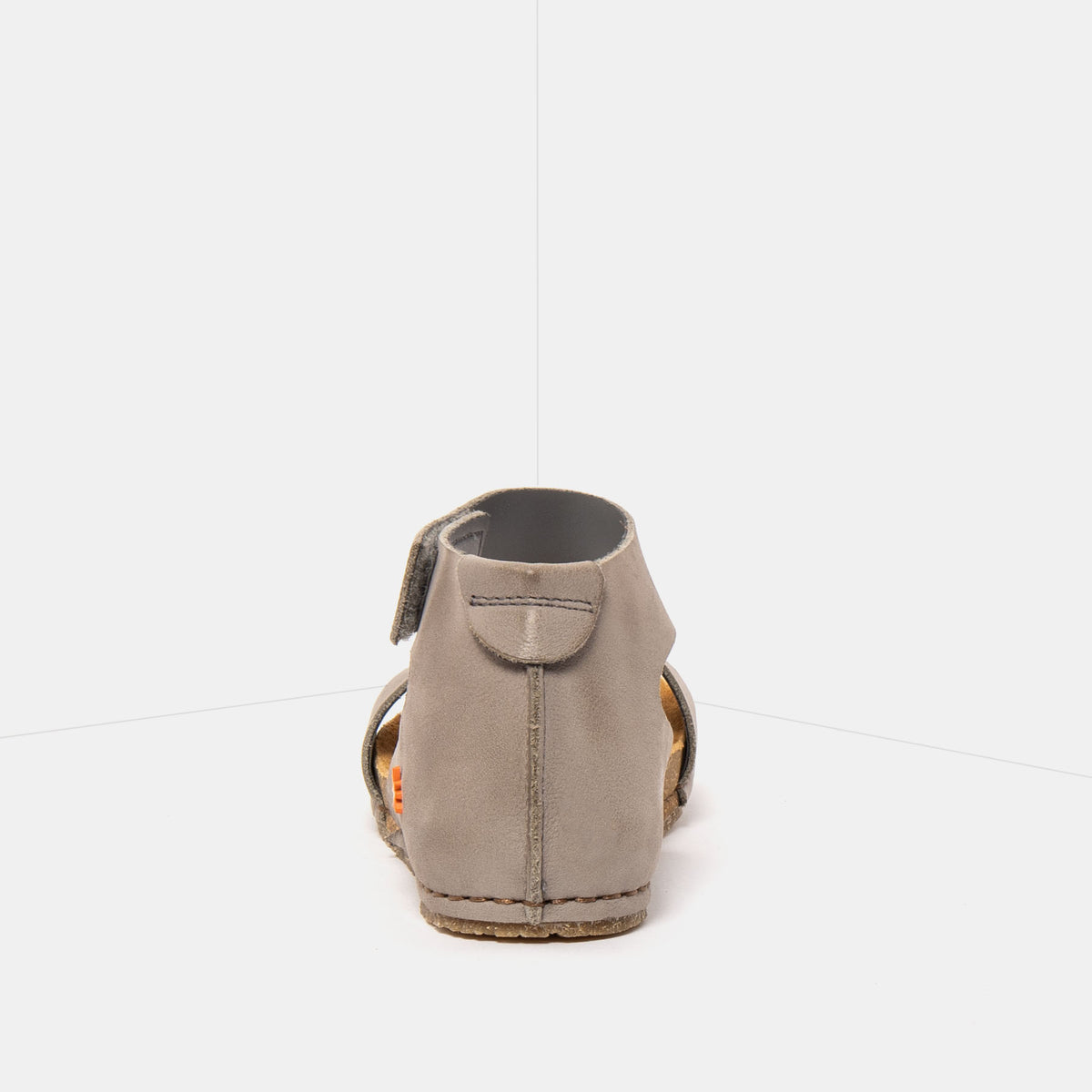 gid://shopify/Product/16172845924684_5