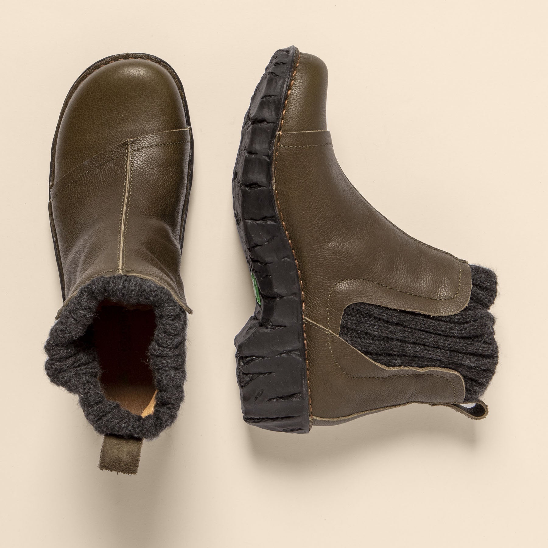 gid://shopify/Product/15700298531148_7