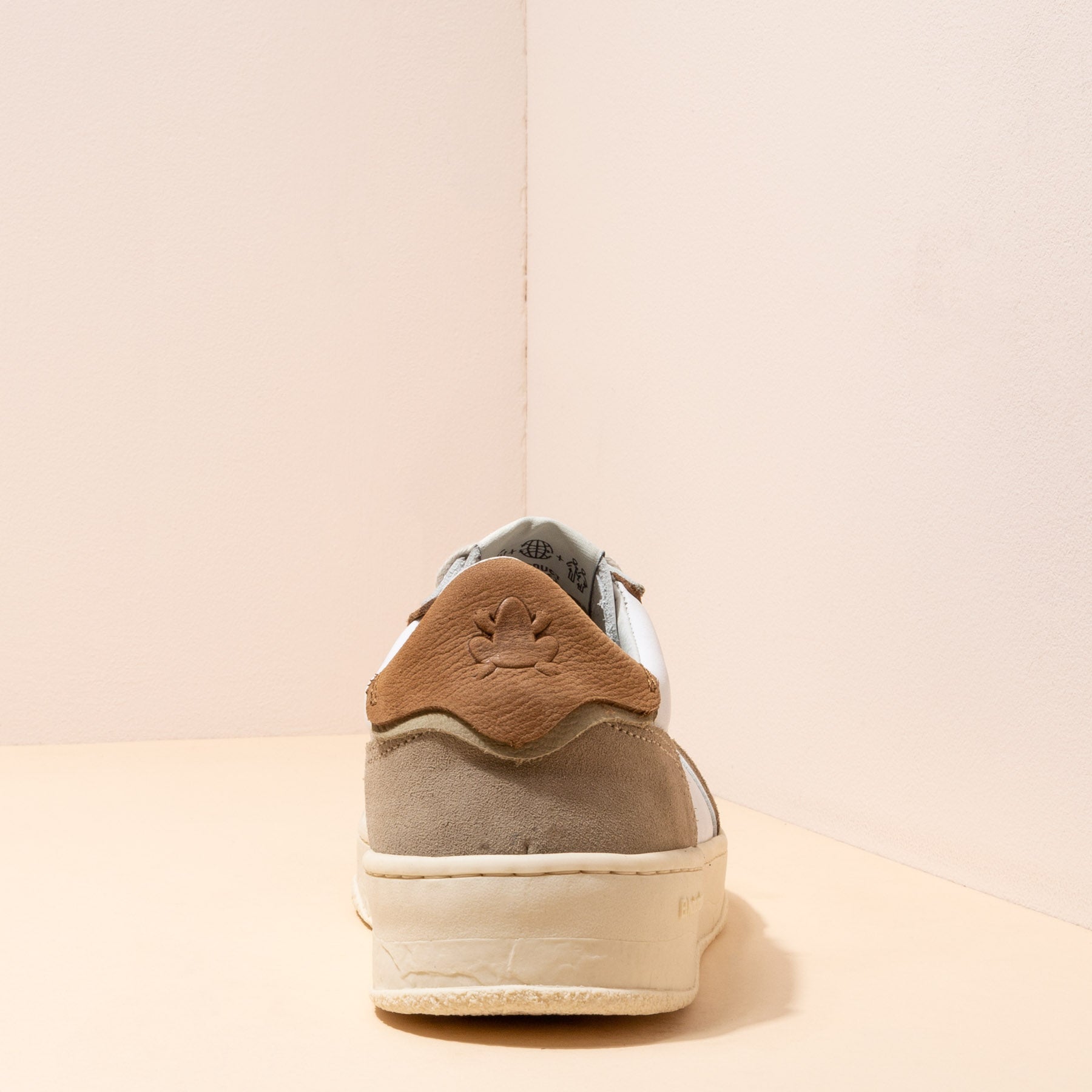 gid://shopify/Product/15791583756620_8