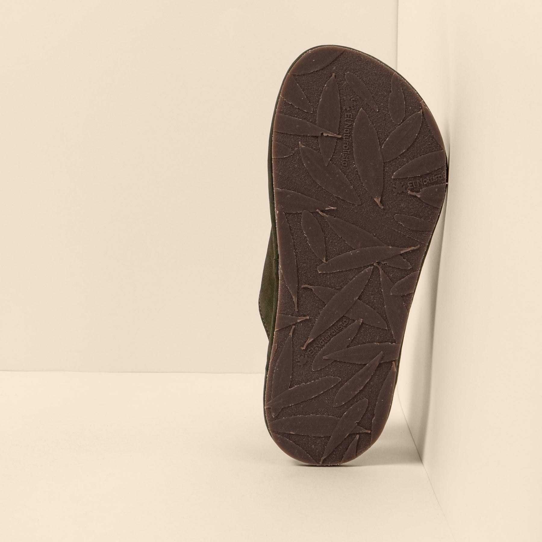 gid://shopify/Product/15700437369164_3
