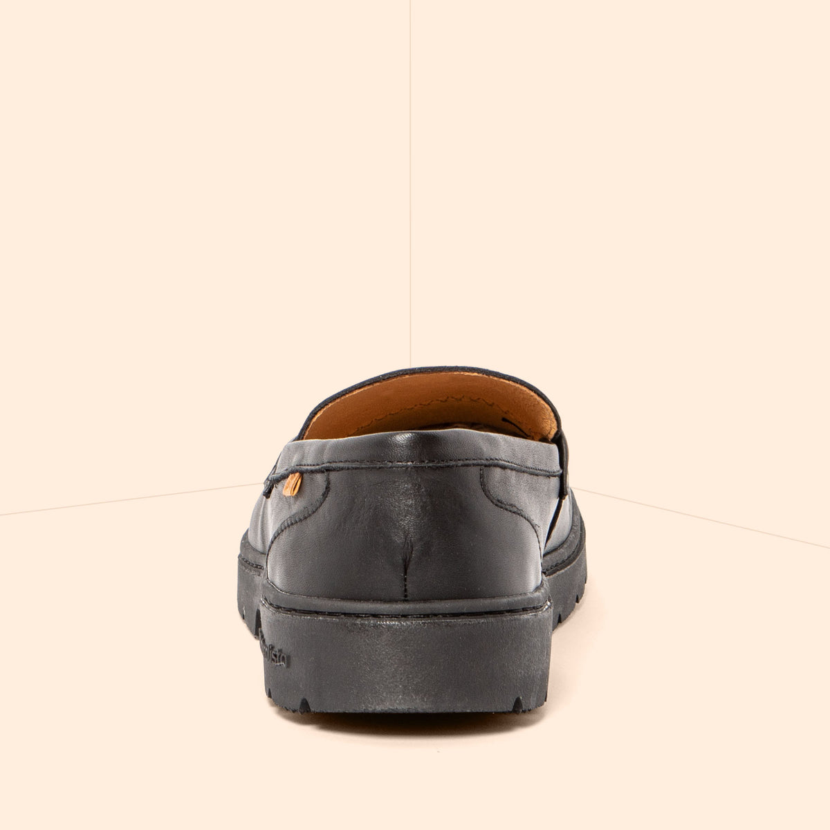 gid://shopify/Product/16124646162764_5