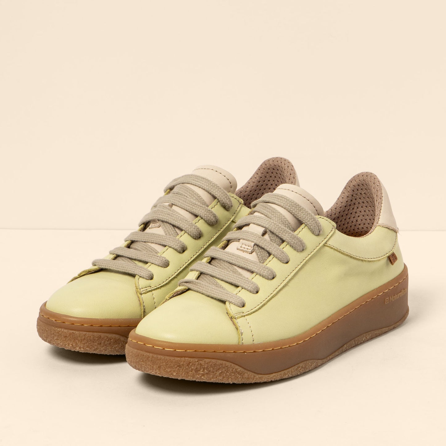 gid://shopify/Product/15700560871756_2