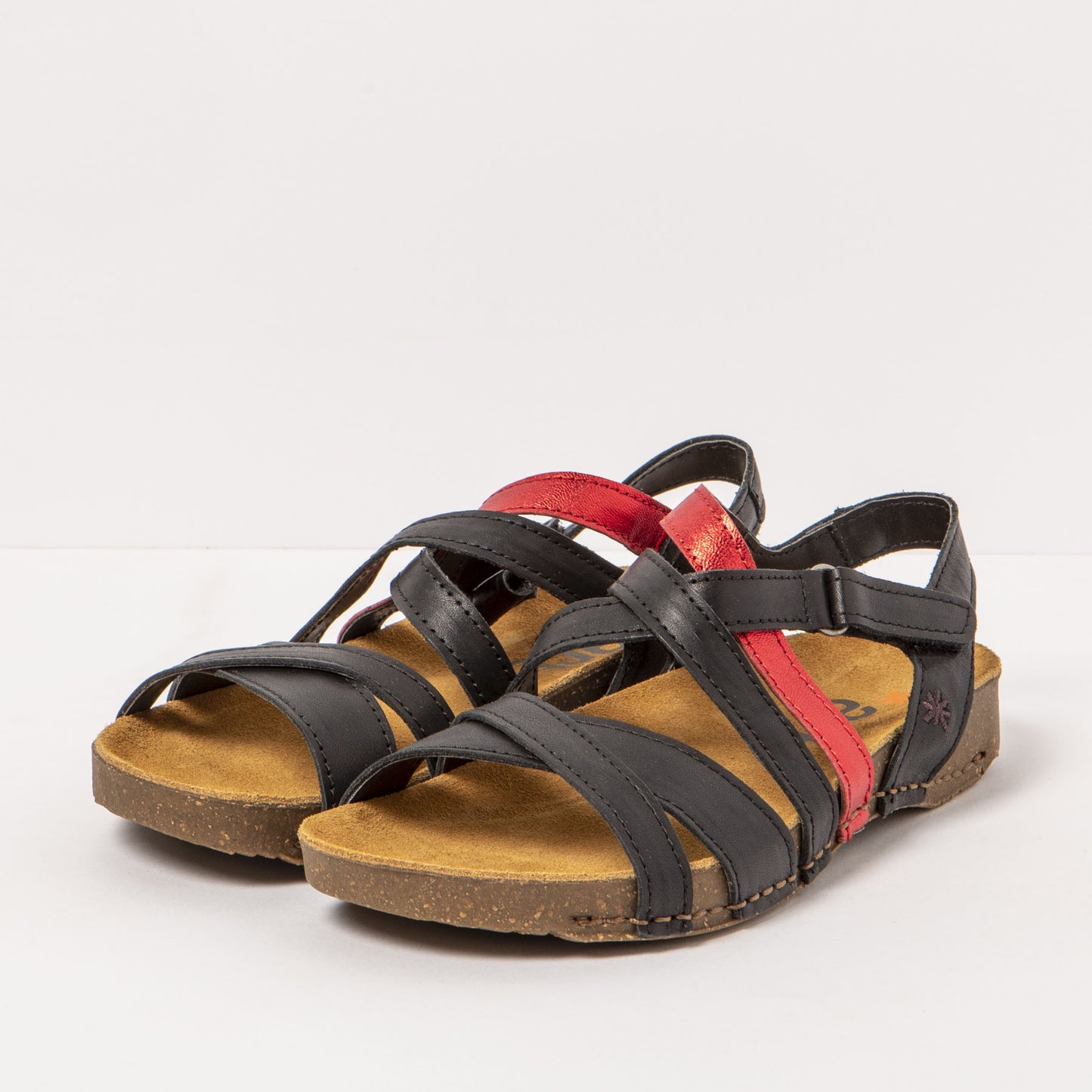 gid://shopify/Product/15785677095244_5