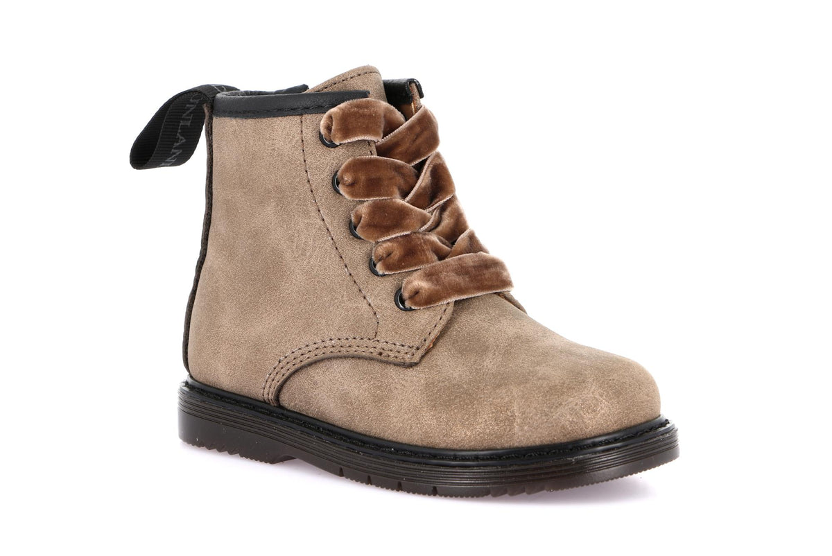 gid://shopify/Product/16145736401228_1