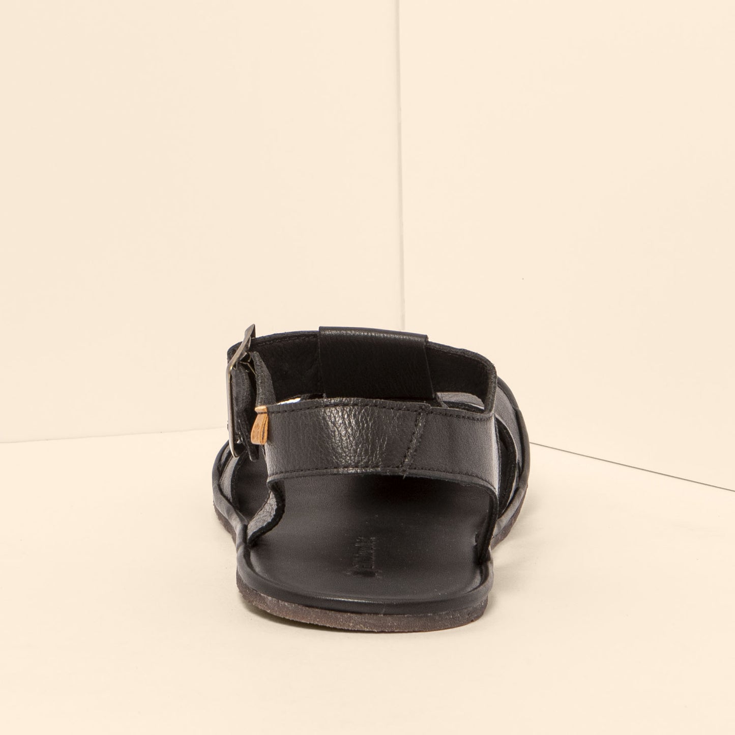 gid://shopify/Product/15700434420044_5
