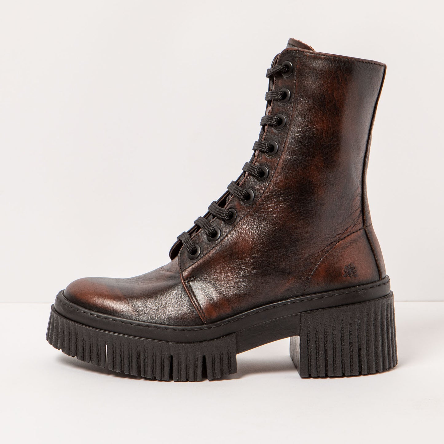 gid://shopify/Product/15693907067212_1