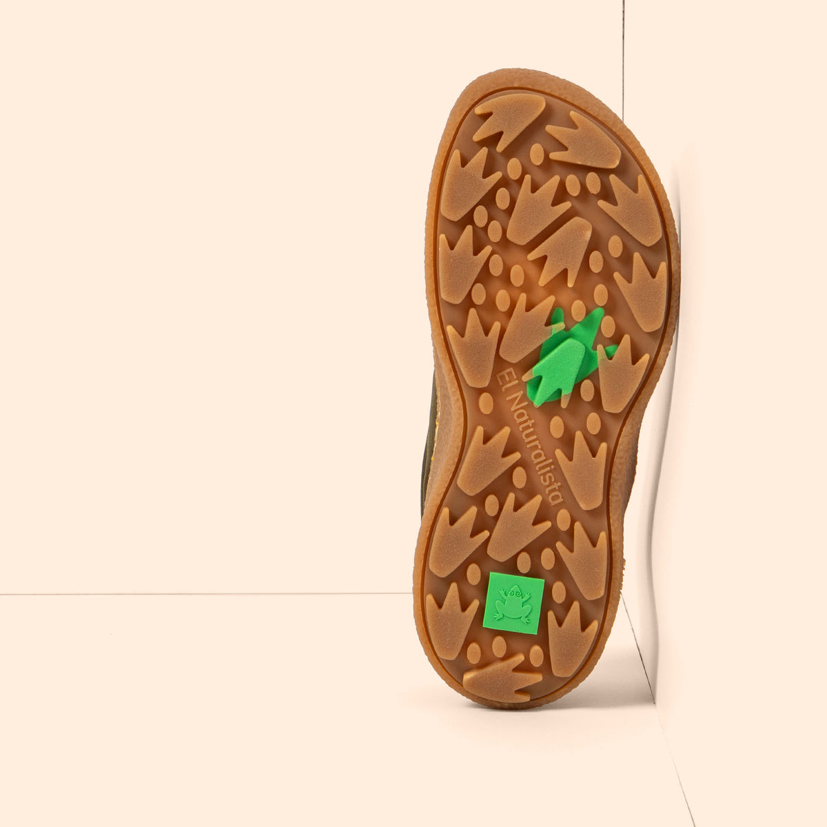 gid://shopify/Product/16124440117580_7