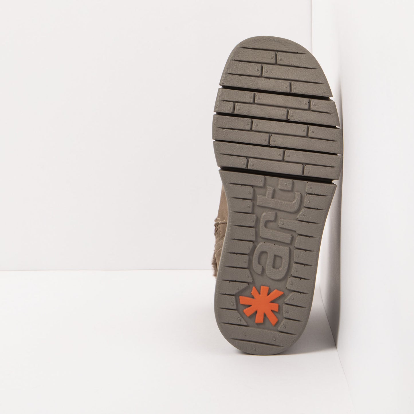 gid://shopify/Product/15785700393292_6