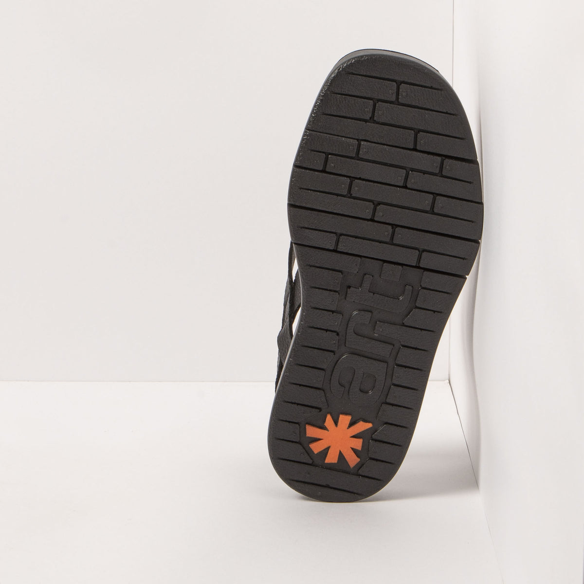 gid://shopify/Product/16171552538956_6