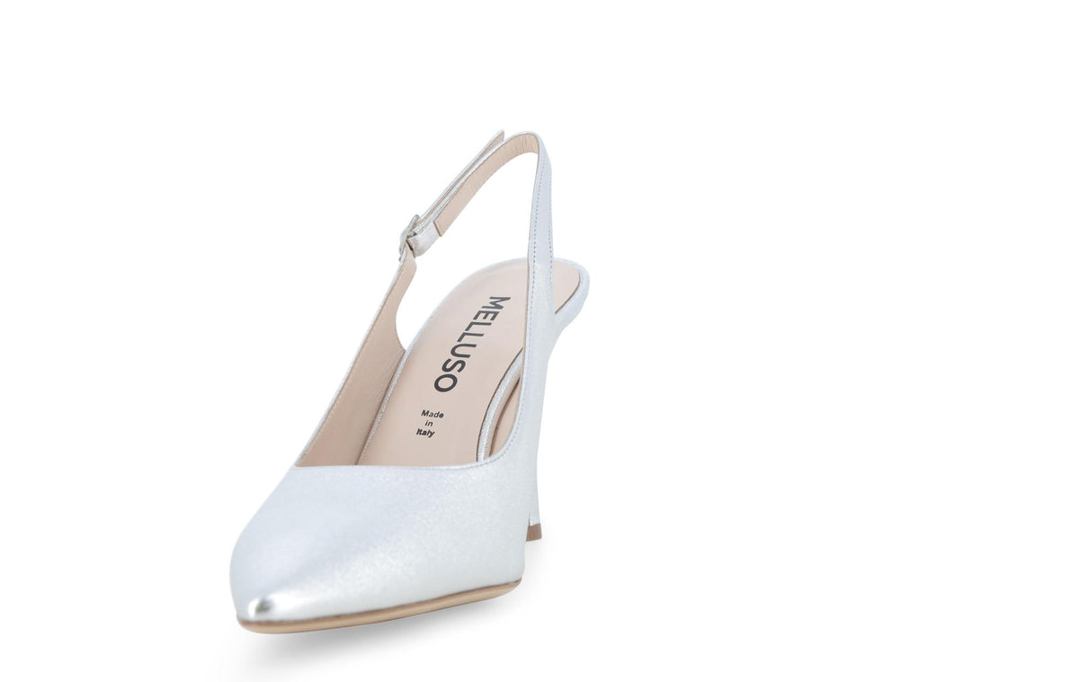 gid://shopify/Product/15686264193356_3