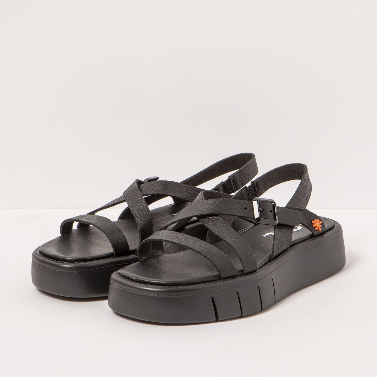 gid://shopify/Product/16171552538956_5
