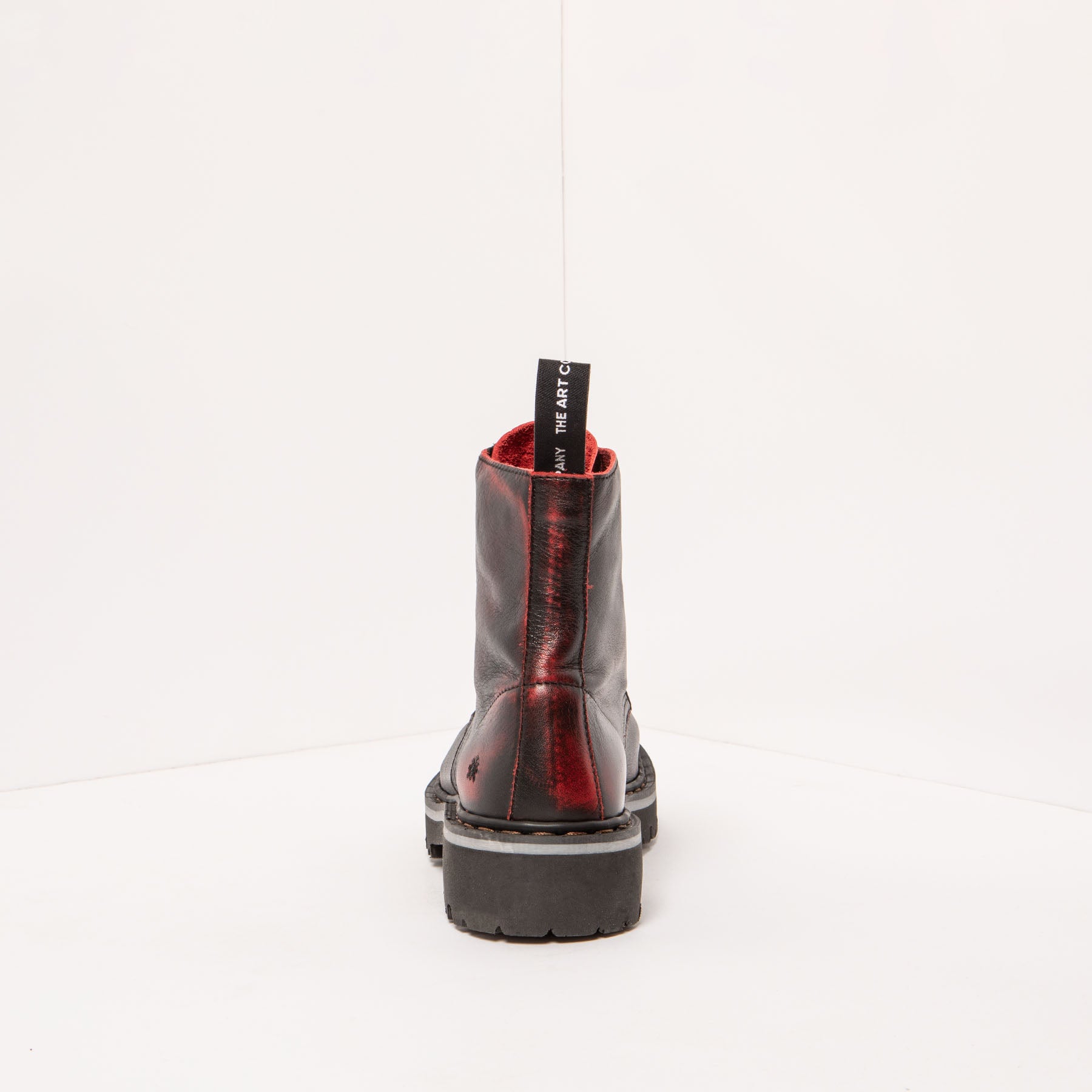 gid://shopify/Product/15693714325836_5