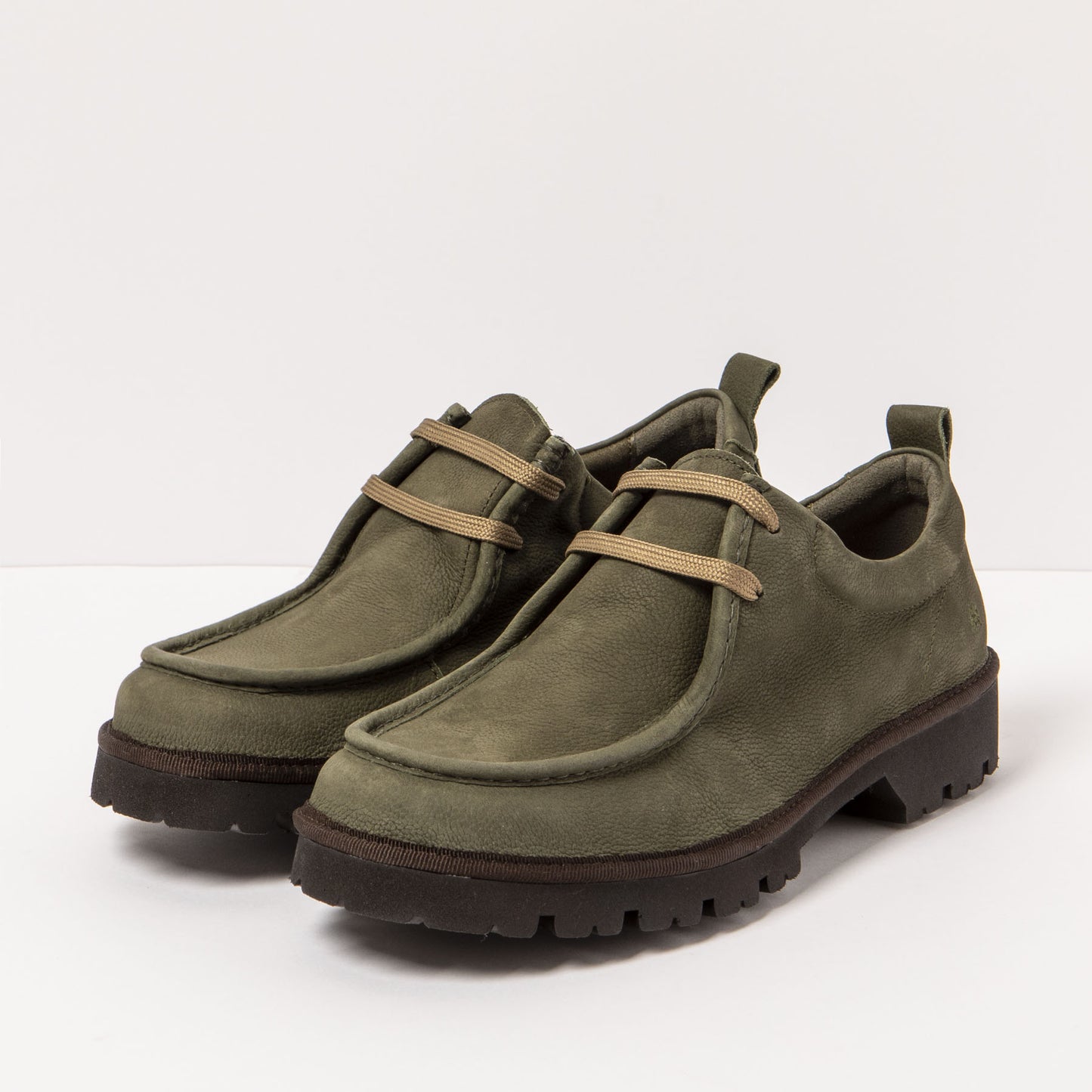 gid://shopify/Product/15785716351308_5