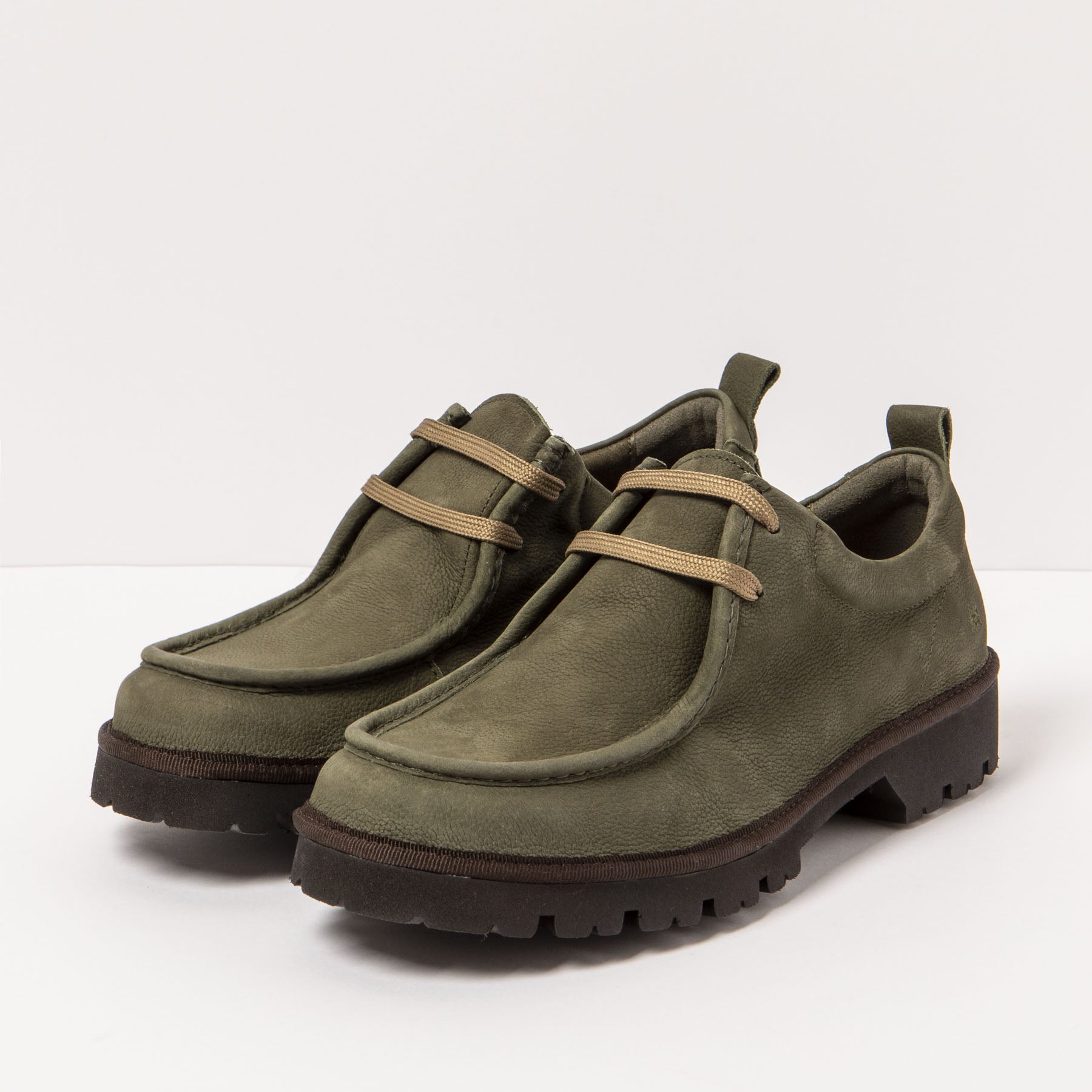 gid://shopify/Product/15785716351308_5