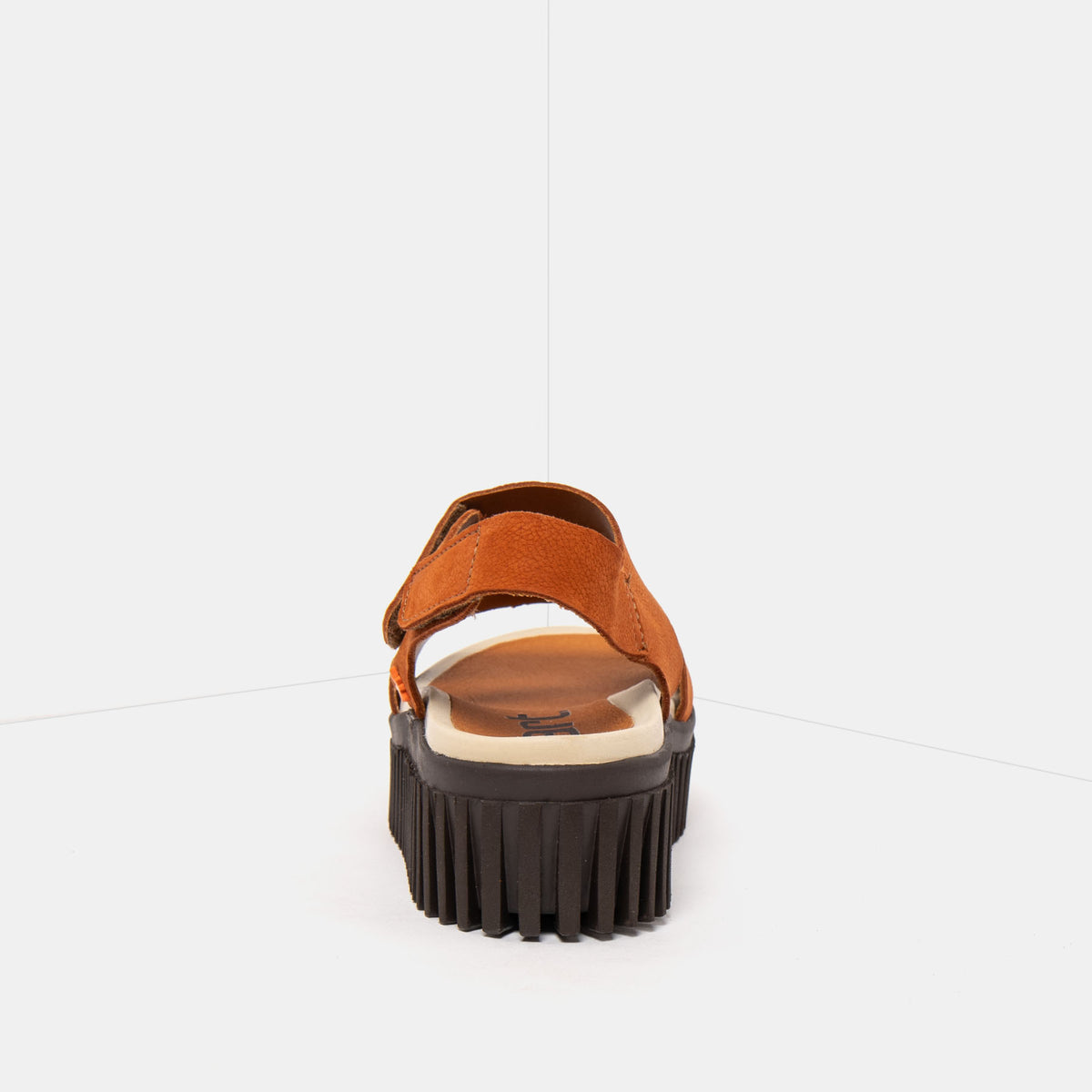 gid://shopify/Product/16172929843532_5