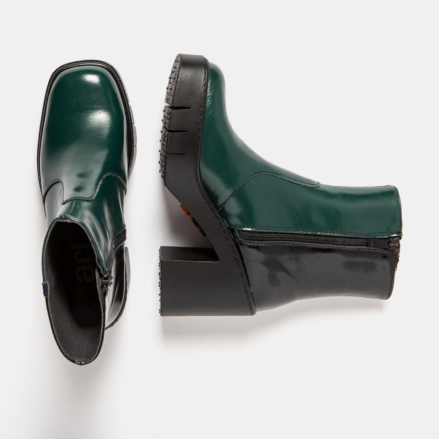 gid://shopify/Product/15694359888204_4