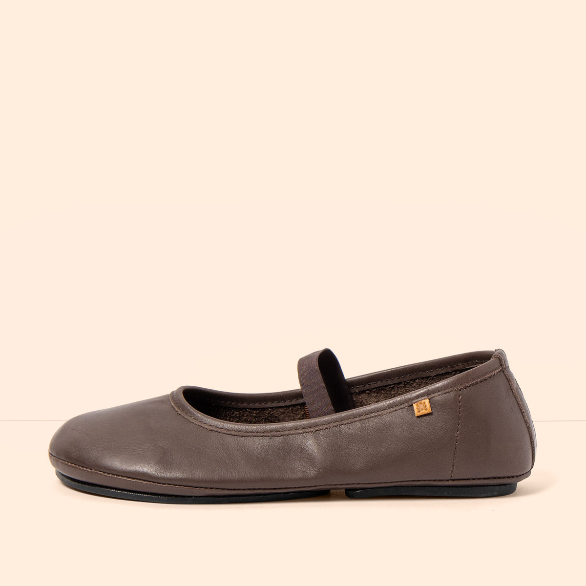 gid://shopify/Product/16124783329612_1