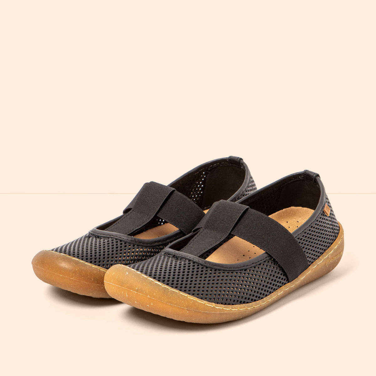 gid://shopify/Product/16124747645260_2