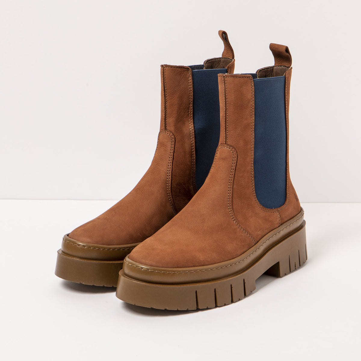 gid://shopify/Product/16171659952460_5