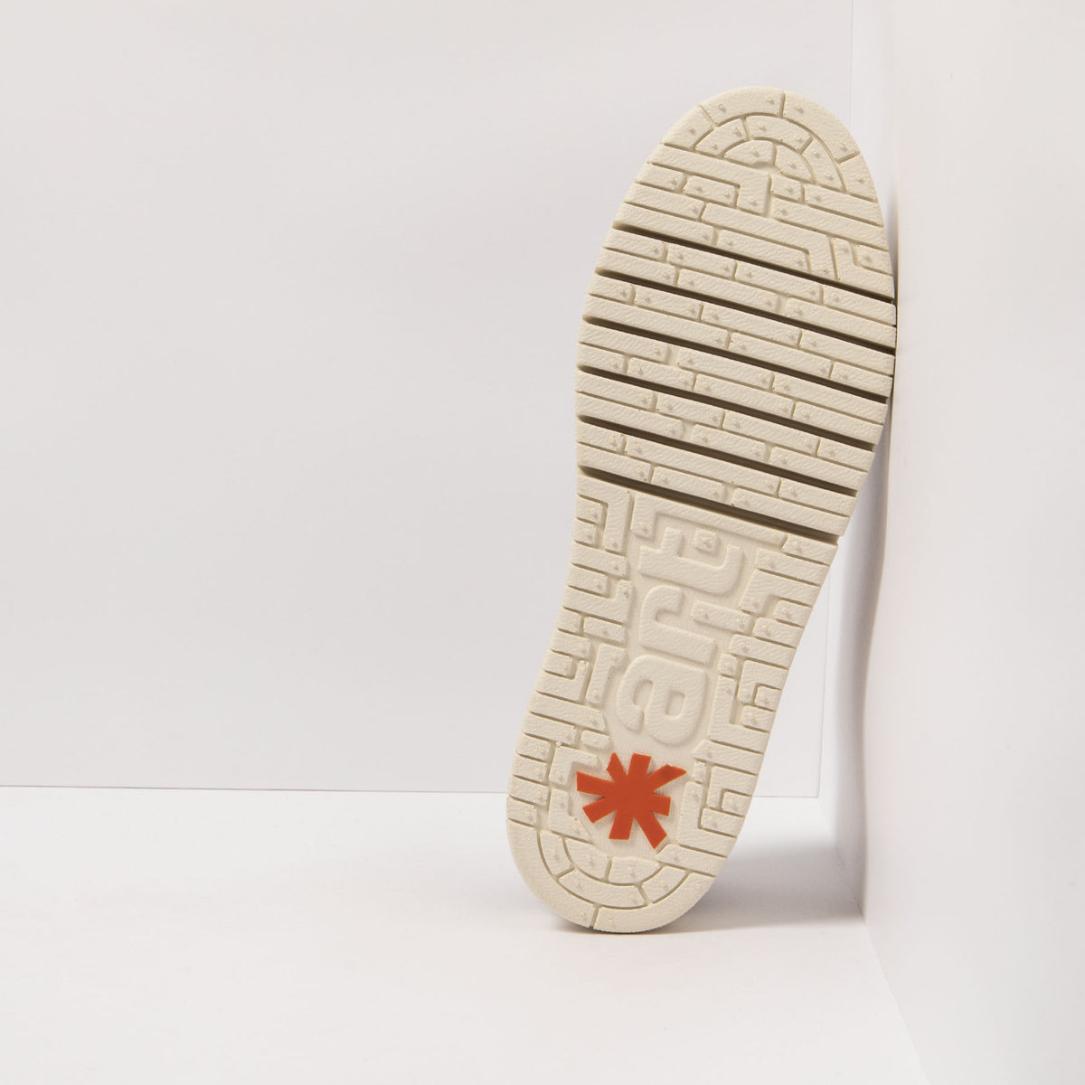 gid://shopify/Product/16171469799756_6