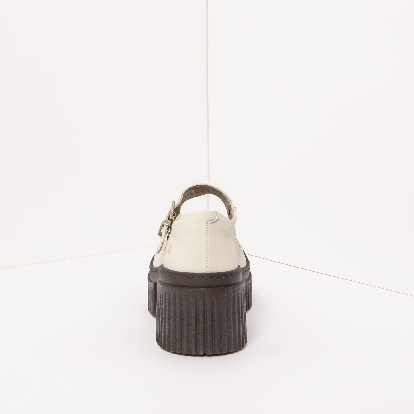 gid://shopify/Product/15785704128844_8