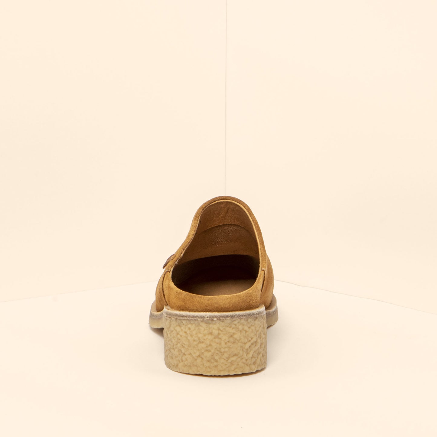 gid://shopify/Product/15700147896652_5