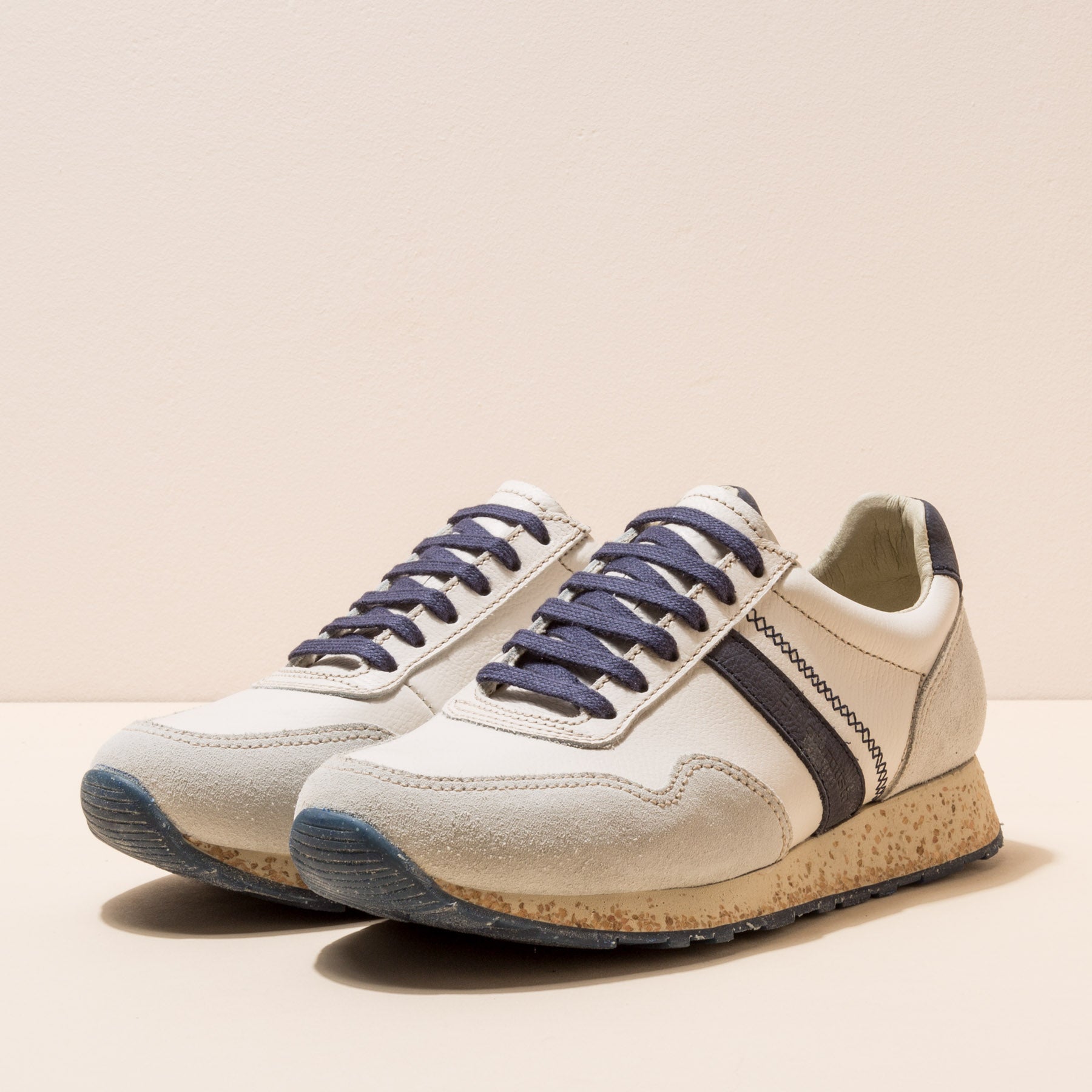 gid://shopify/Product/15700327792972_2
