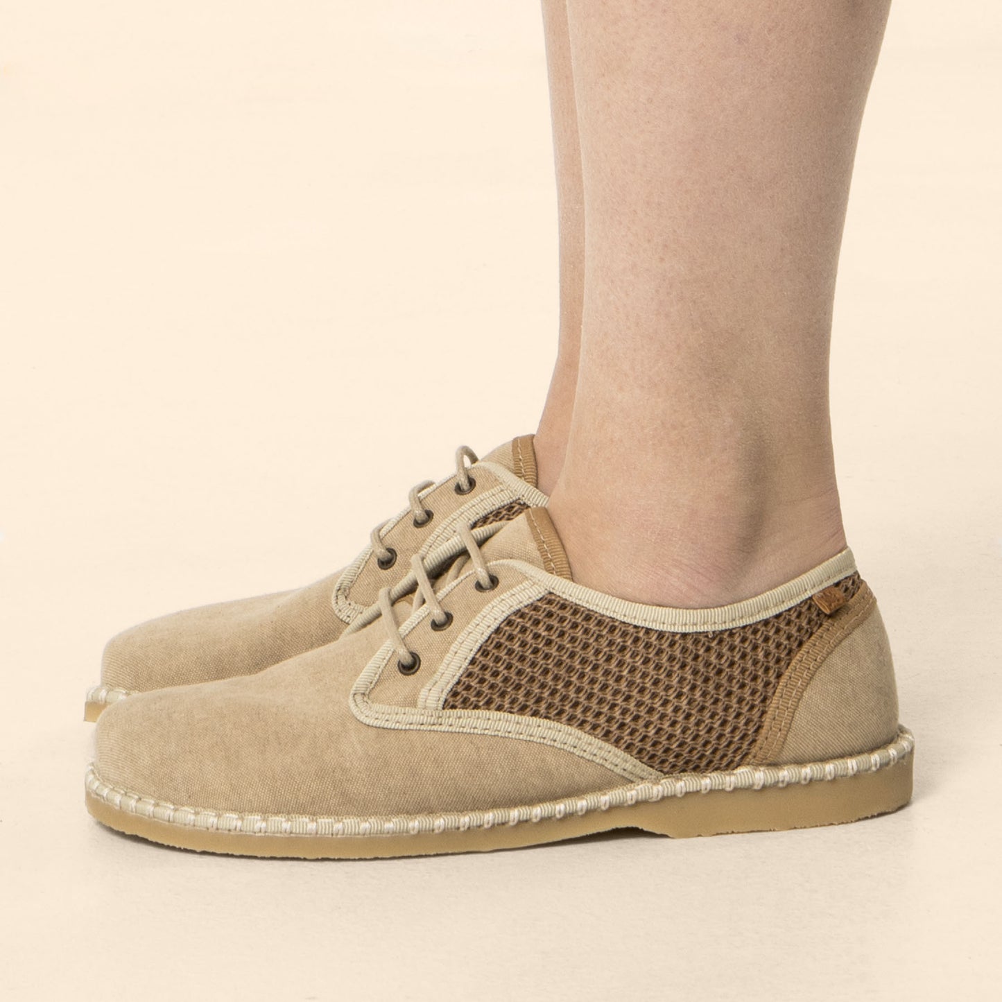 gid://shopify/Product/15700693549388_1