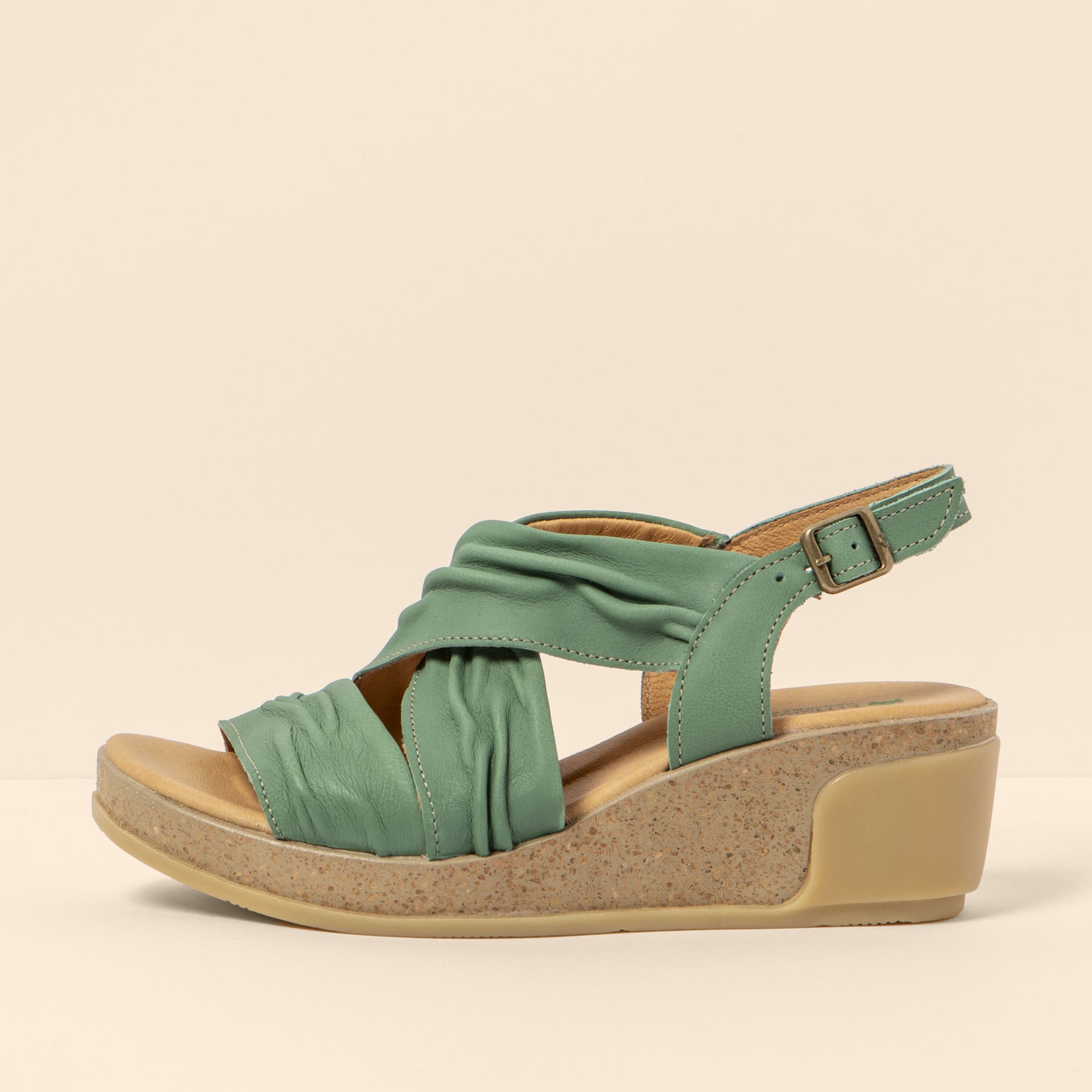 gid://shopify/Product/15699893748044_4