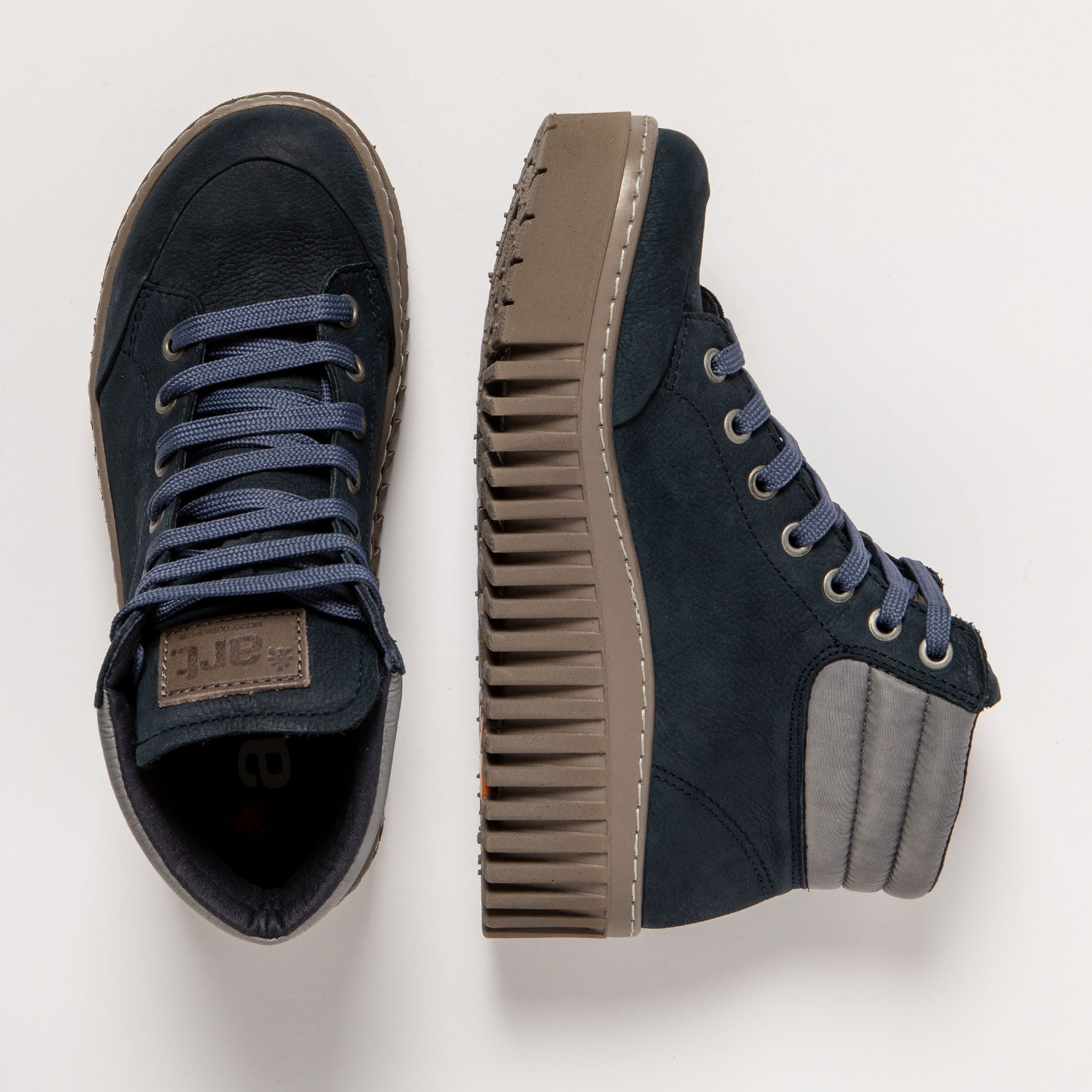 gid://shopify/Product/15694064976204_4