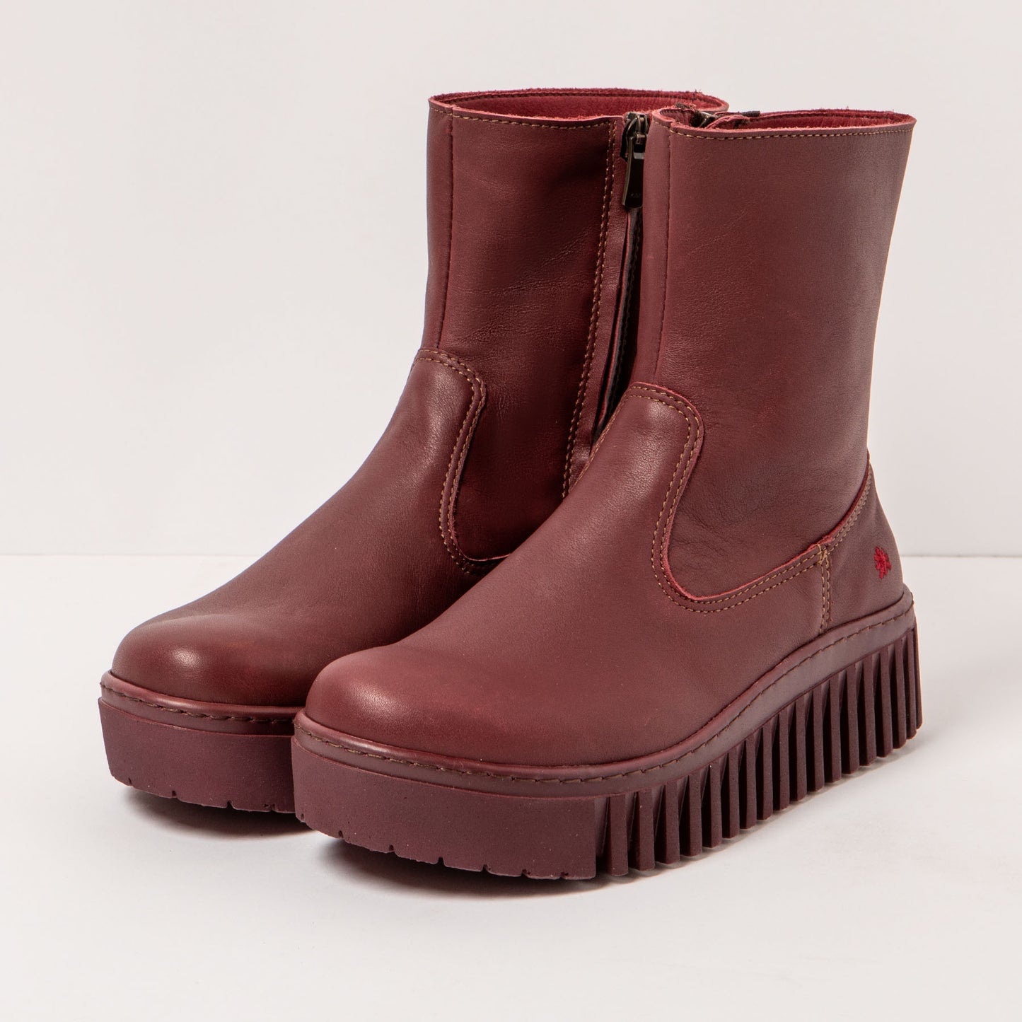 gid://shopify/Product/15785722216780_2