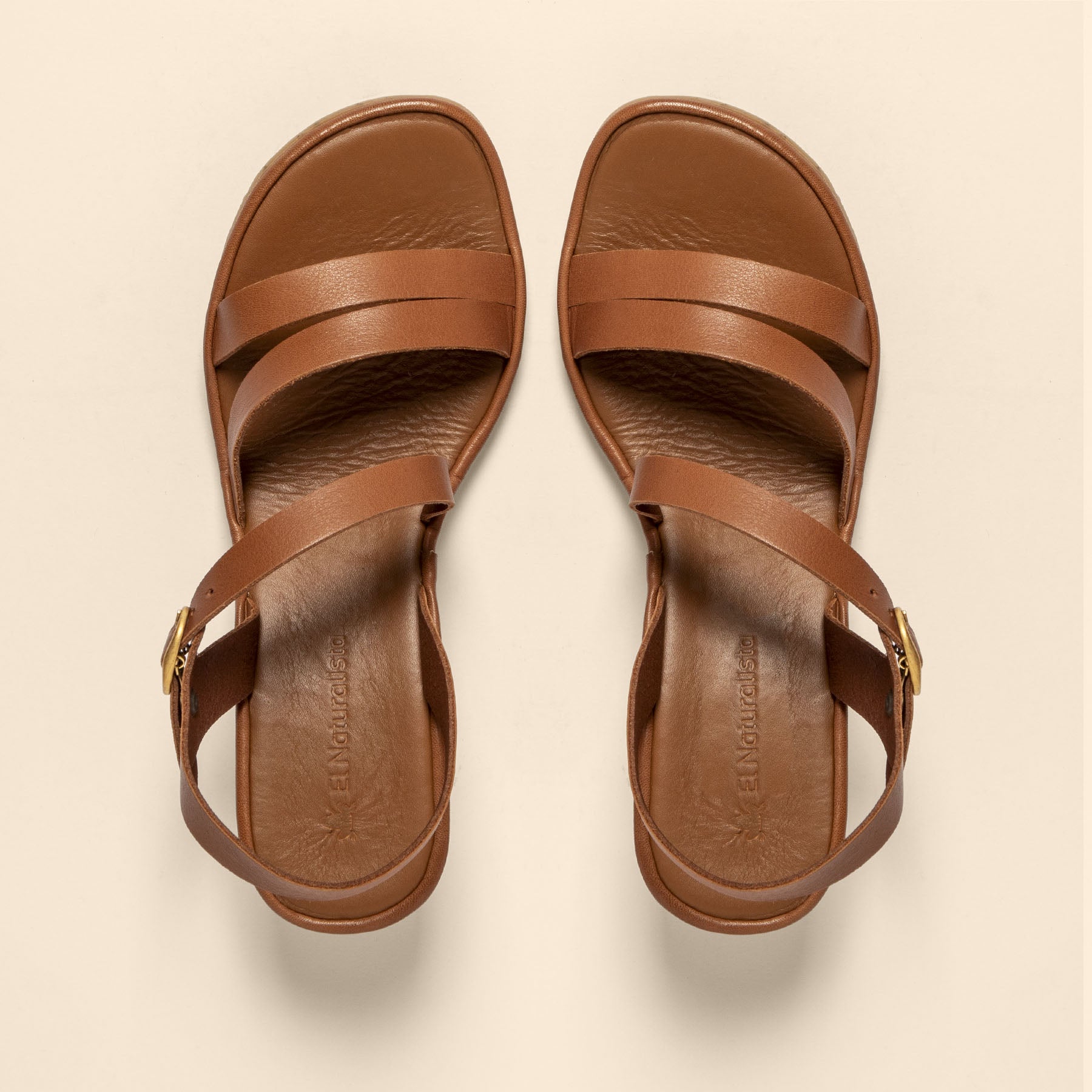 gid://shopify/Product/15700717404492_7