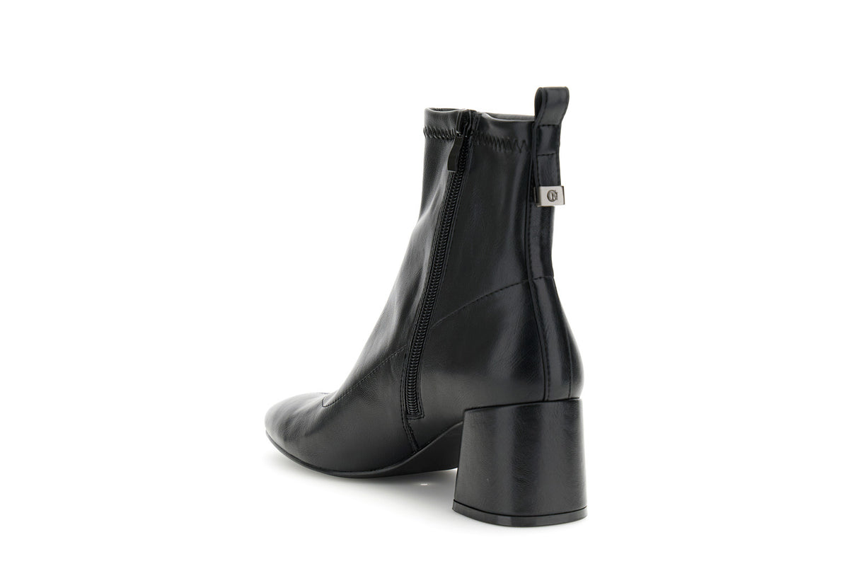 gid://shopify/Product/16176476225868_2