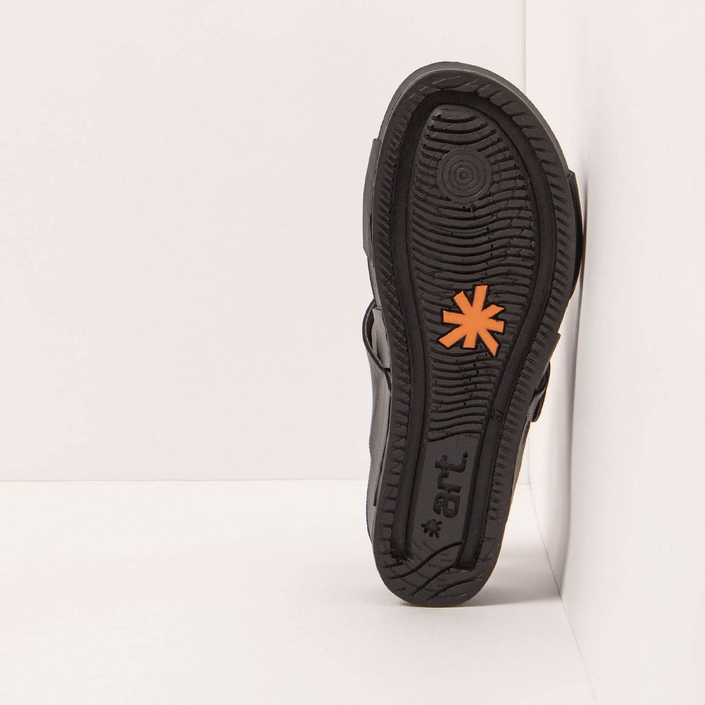 gid://shopify/Product/15693543145804_3