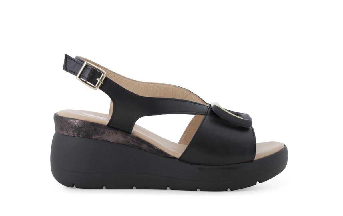 gid://shopify/Product/15761199006028_1