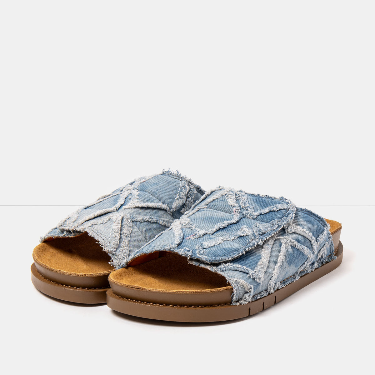 gid://shopify/Product/16173076152652_2