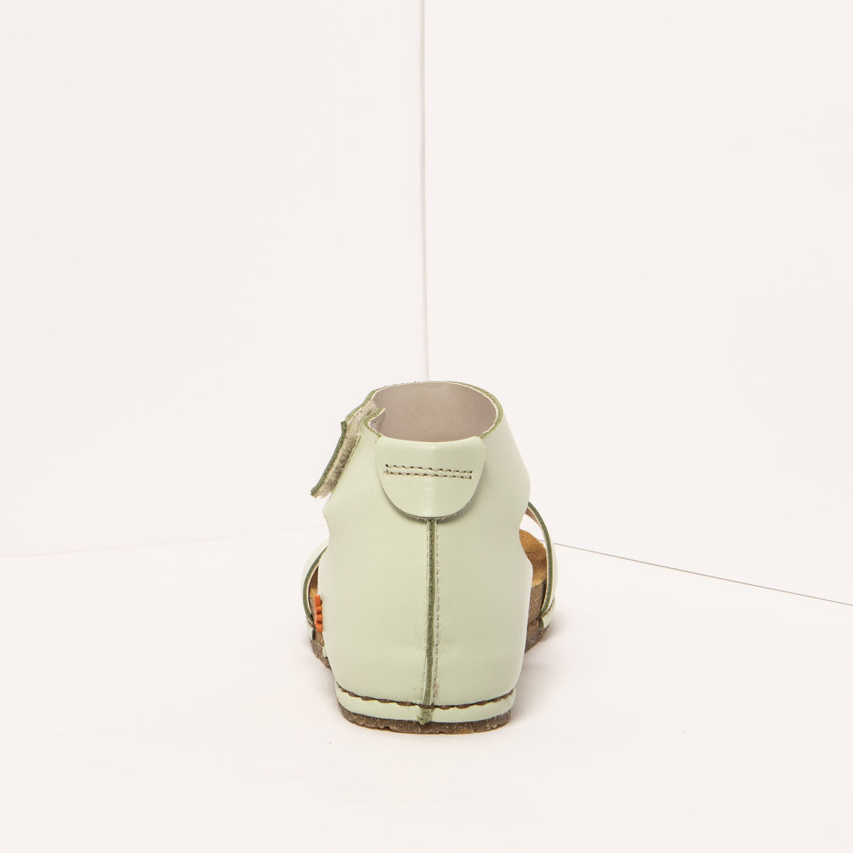 gid://shopify/Product/16171929829708_5