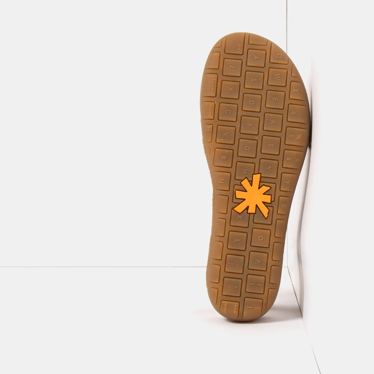 gid://shopify/Product/16172964806988_3