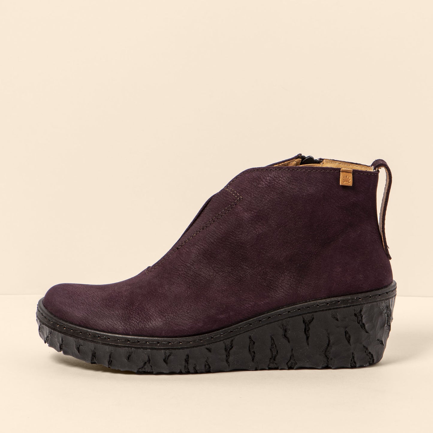 gid://shopify/Product/15699912393036_4