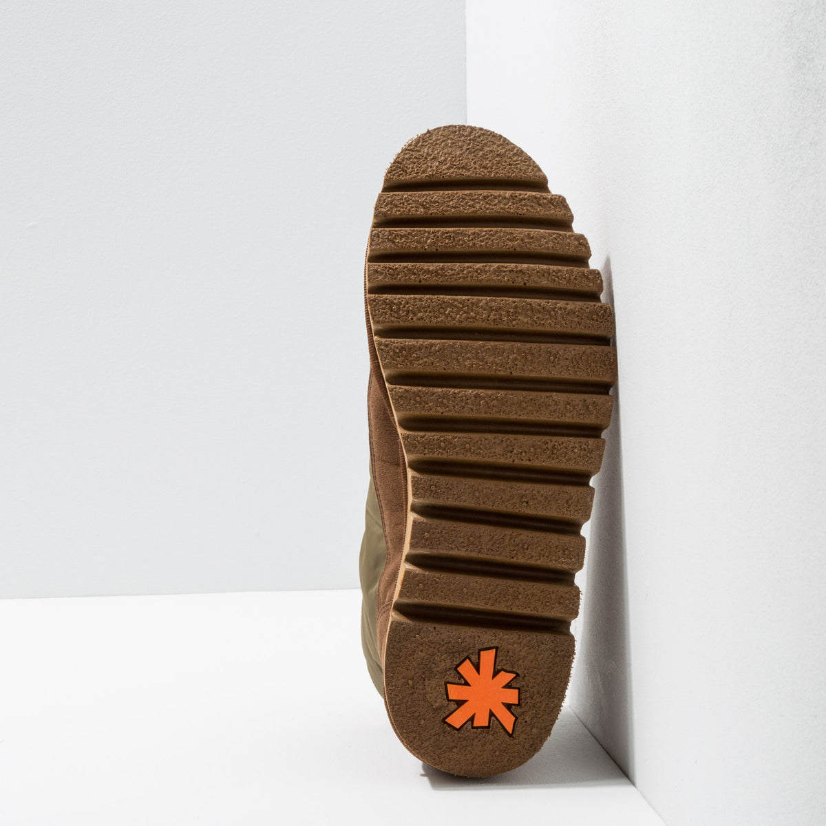 gid://shopify/Product/16171353047372_3