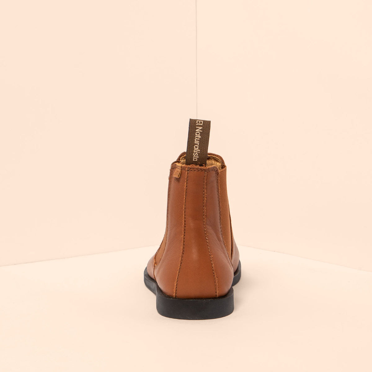 gid://shopify/Product/16124498411852_5