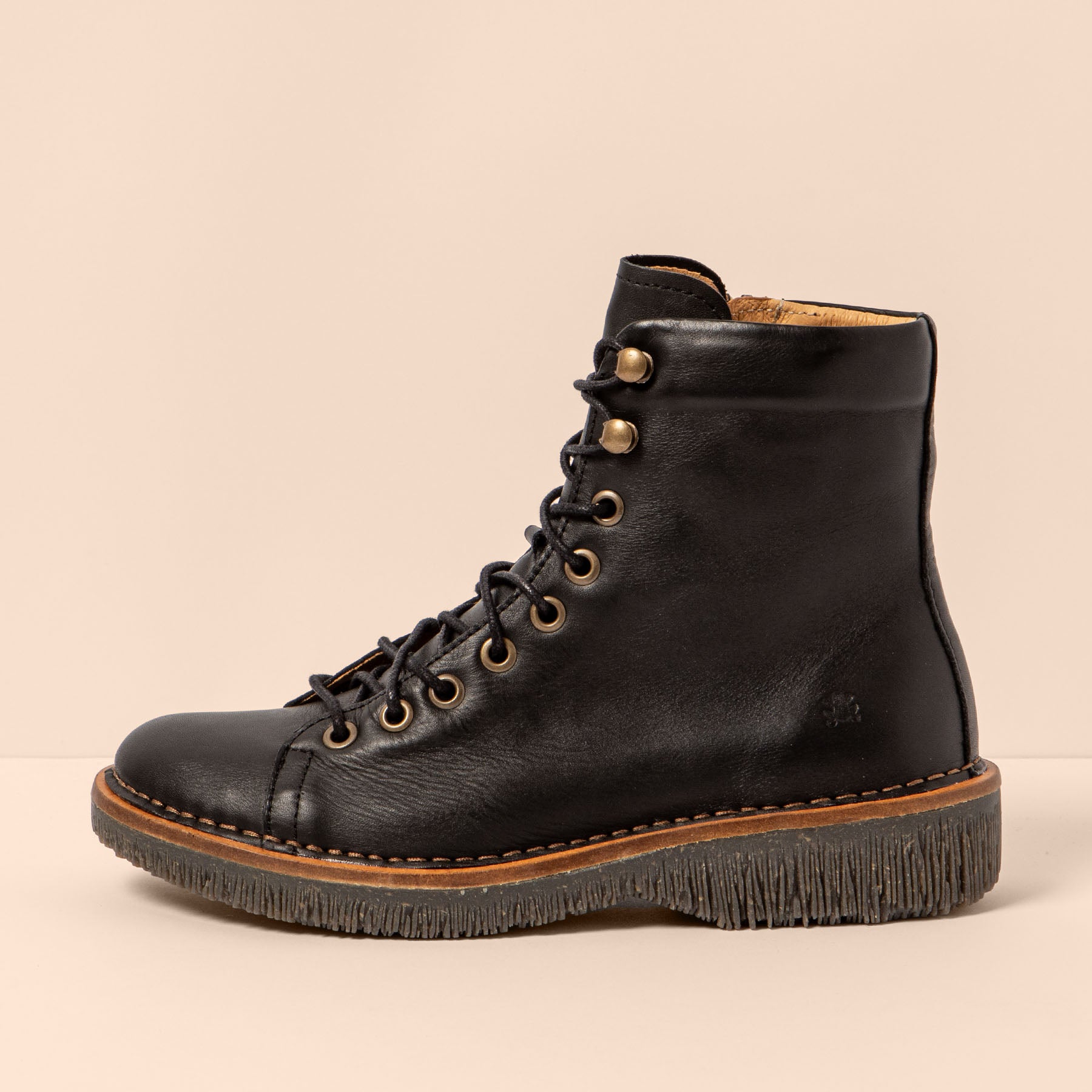 gid://shopify/Product/15700807319884_1