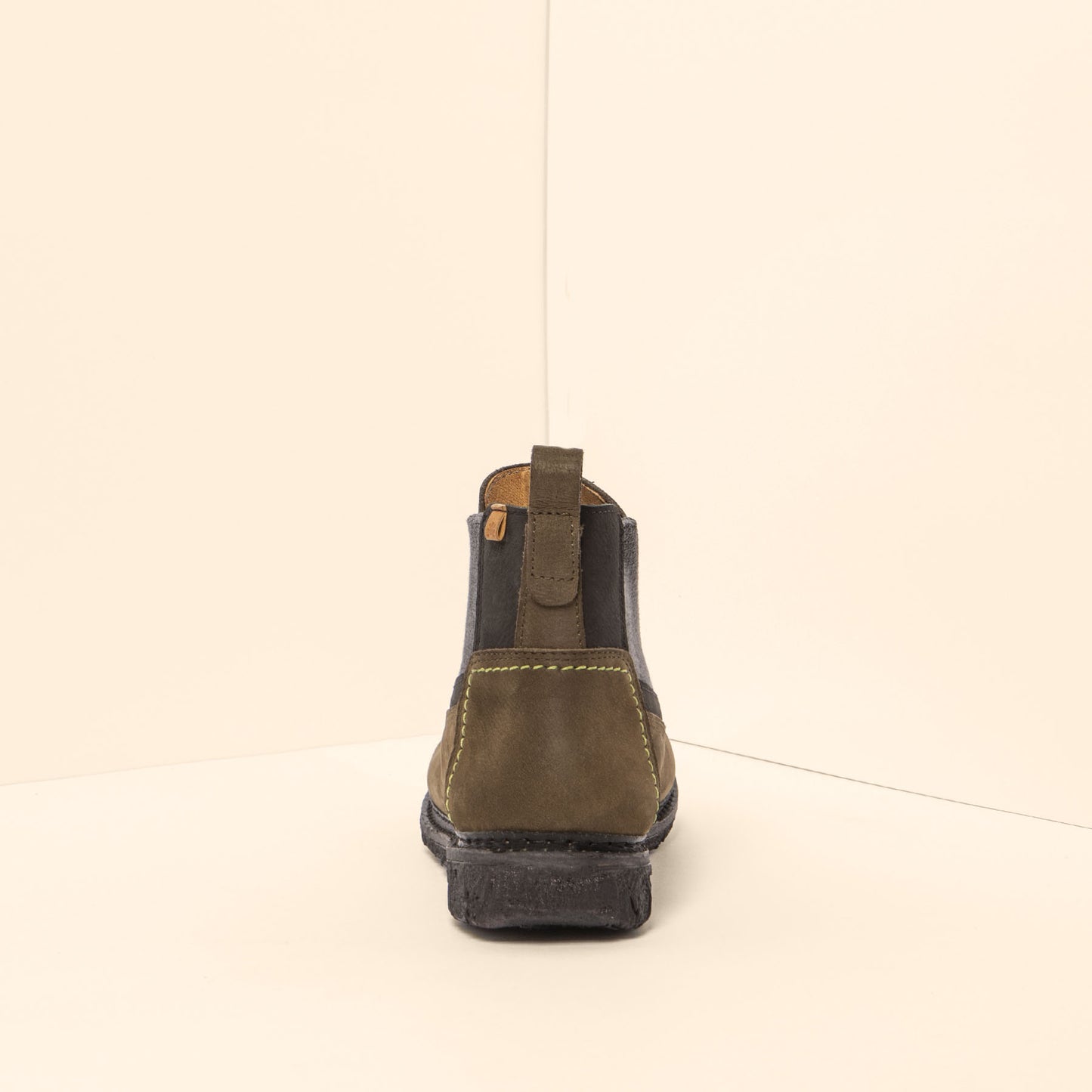 gid://shopify/Product/15700006535500_8
