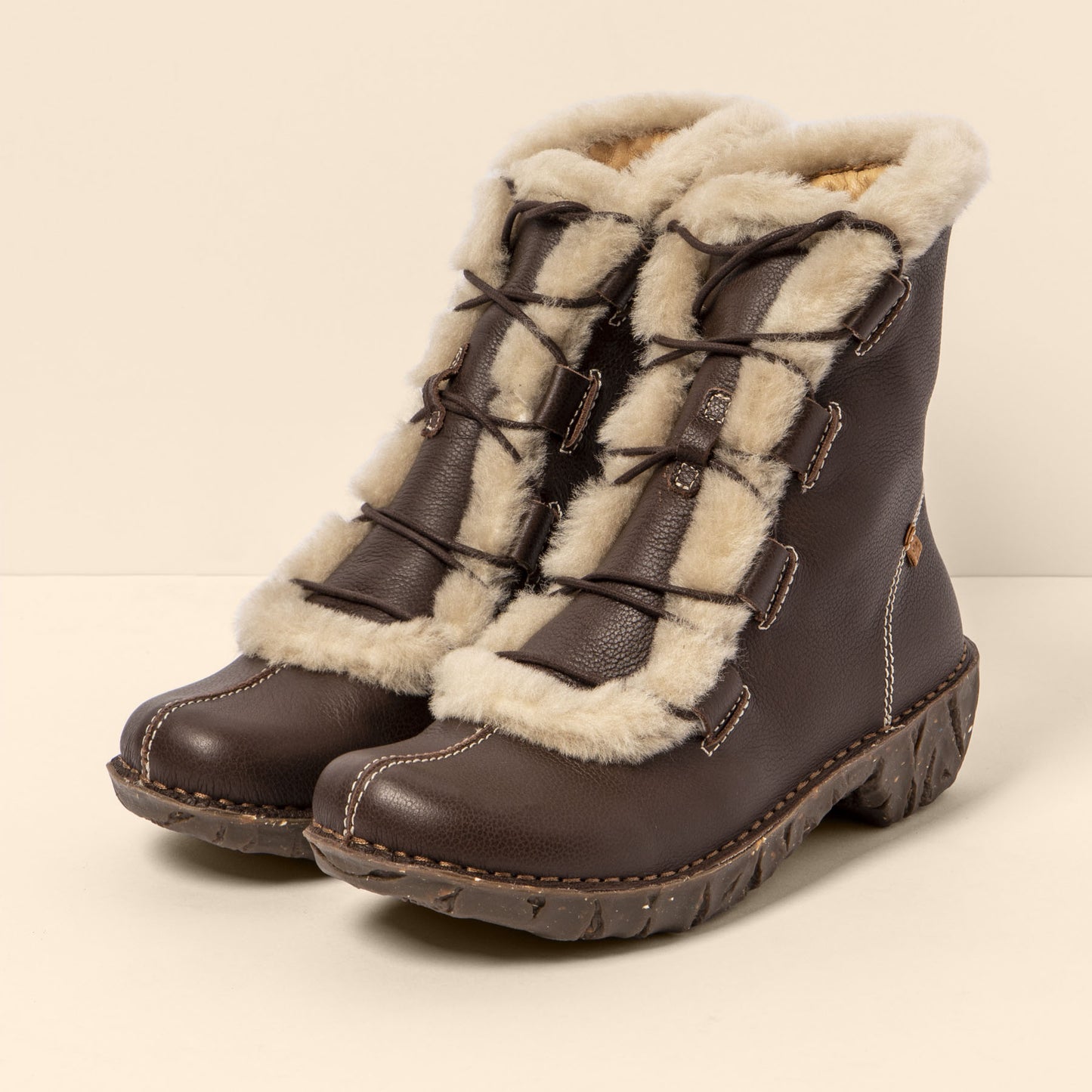 gid://shopify/Product/15699964920140_2