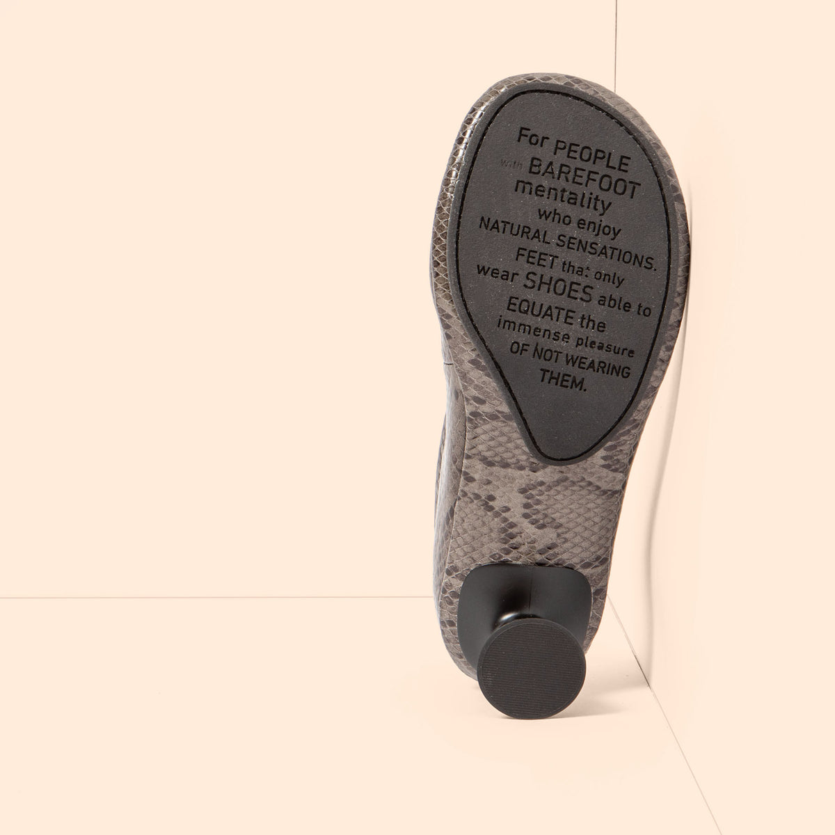 gid://shopify/Product/16124883468620_3